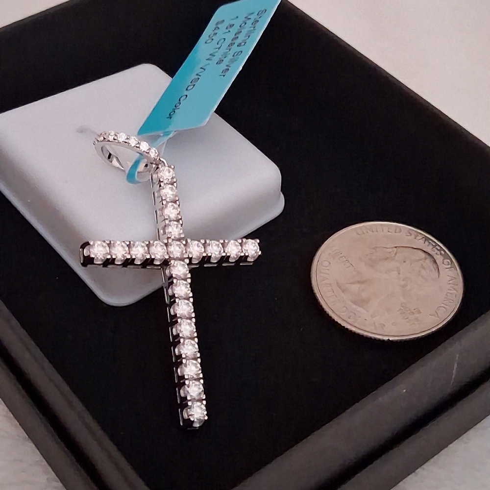 Moissanite Diamond Cross Pendant Set In 925 Sterling Silver